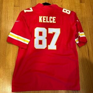 NFL Travis Kelce Jersey M